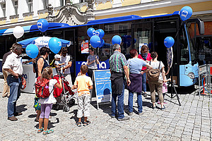 Großes Interesse am mona Stand beim Stadtfest Kempten